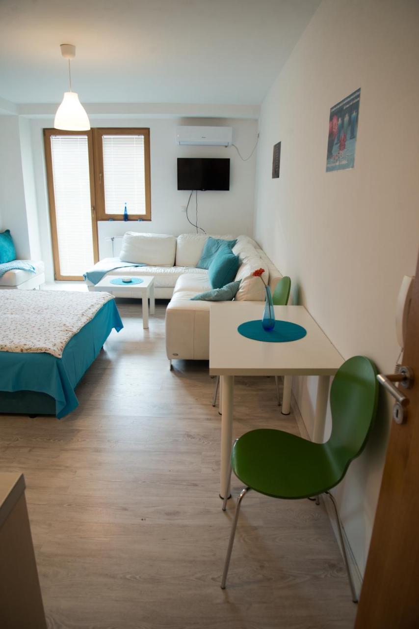 Blue Apartman Nis Luaran gambar