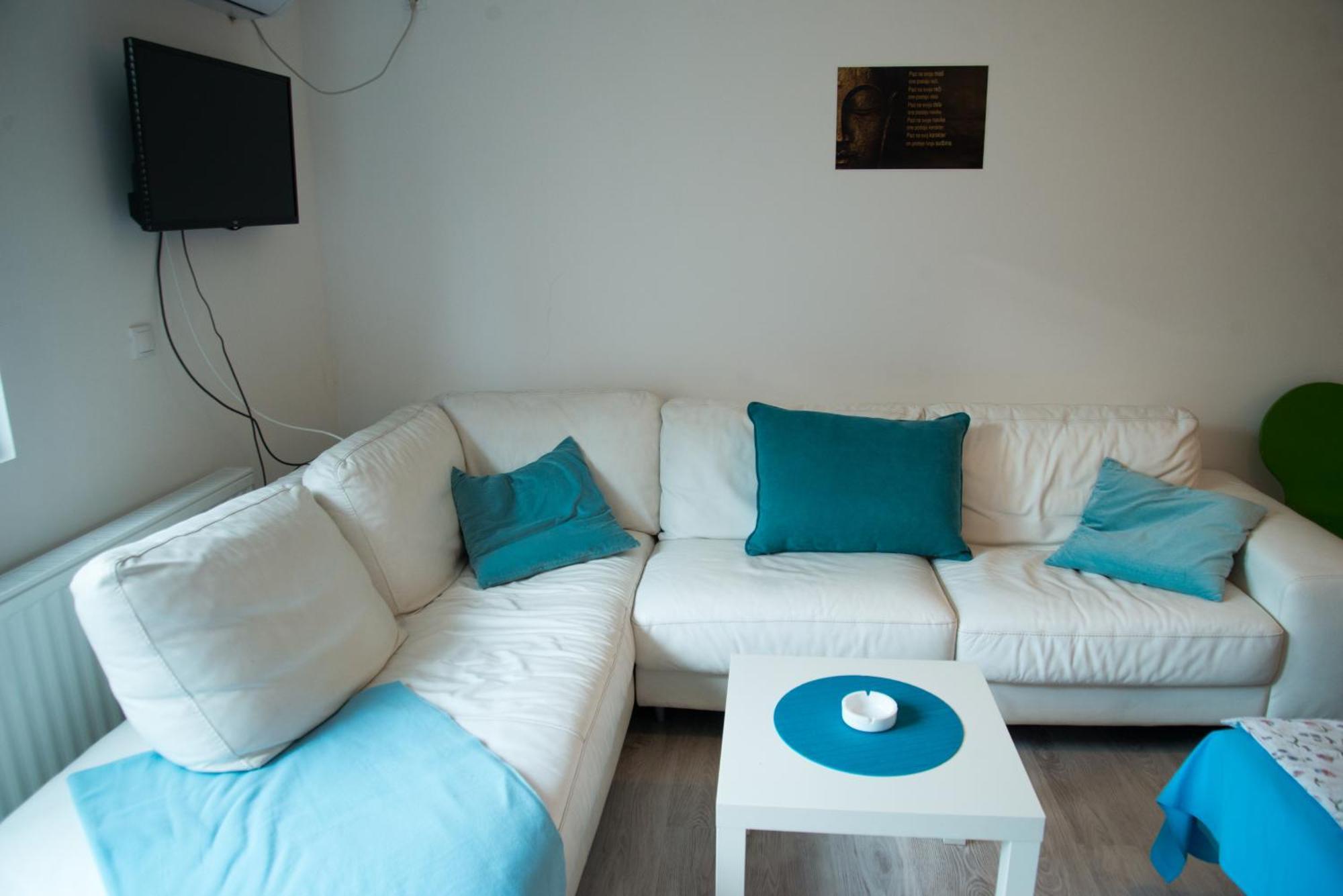 Blue Apartman Nis Luaran gambar